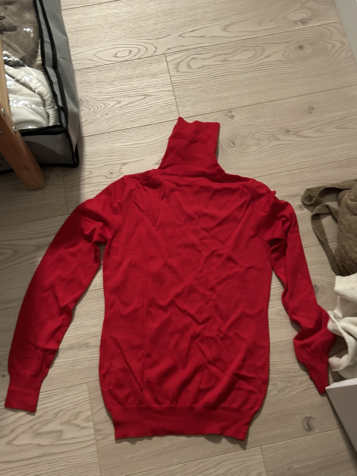 H&M sweater