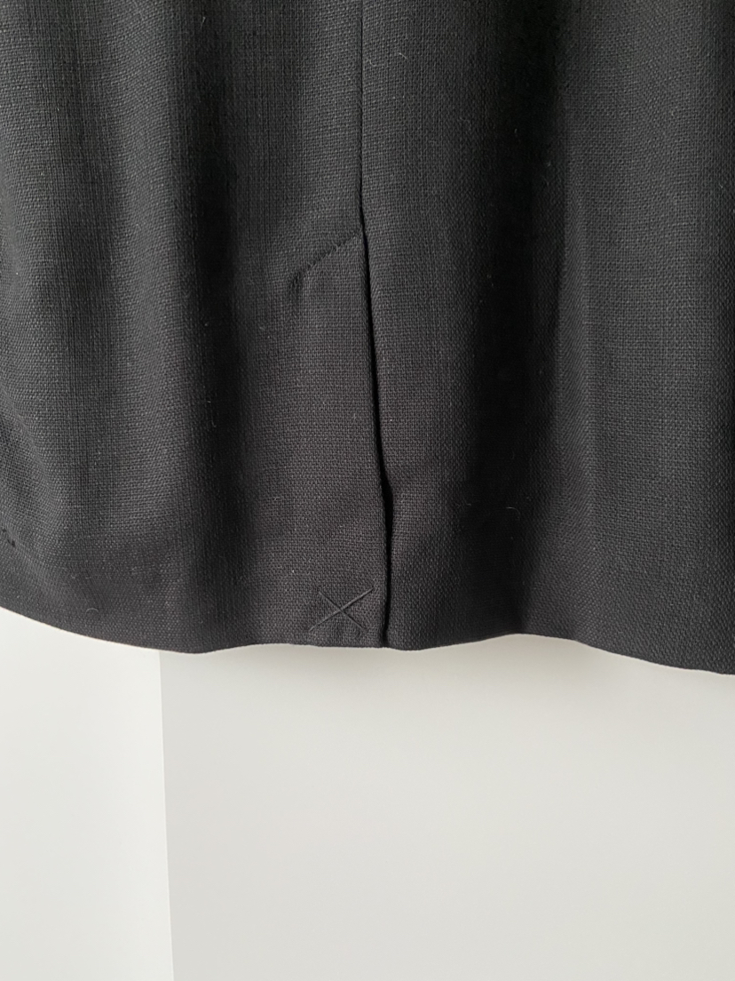 Brand new with tags - Black tuxedo lapel women’s blazer image indicator(5)