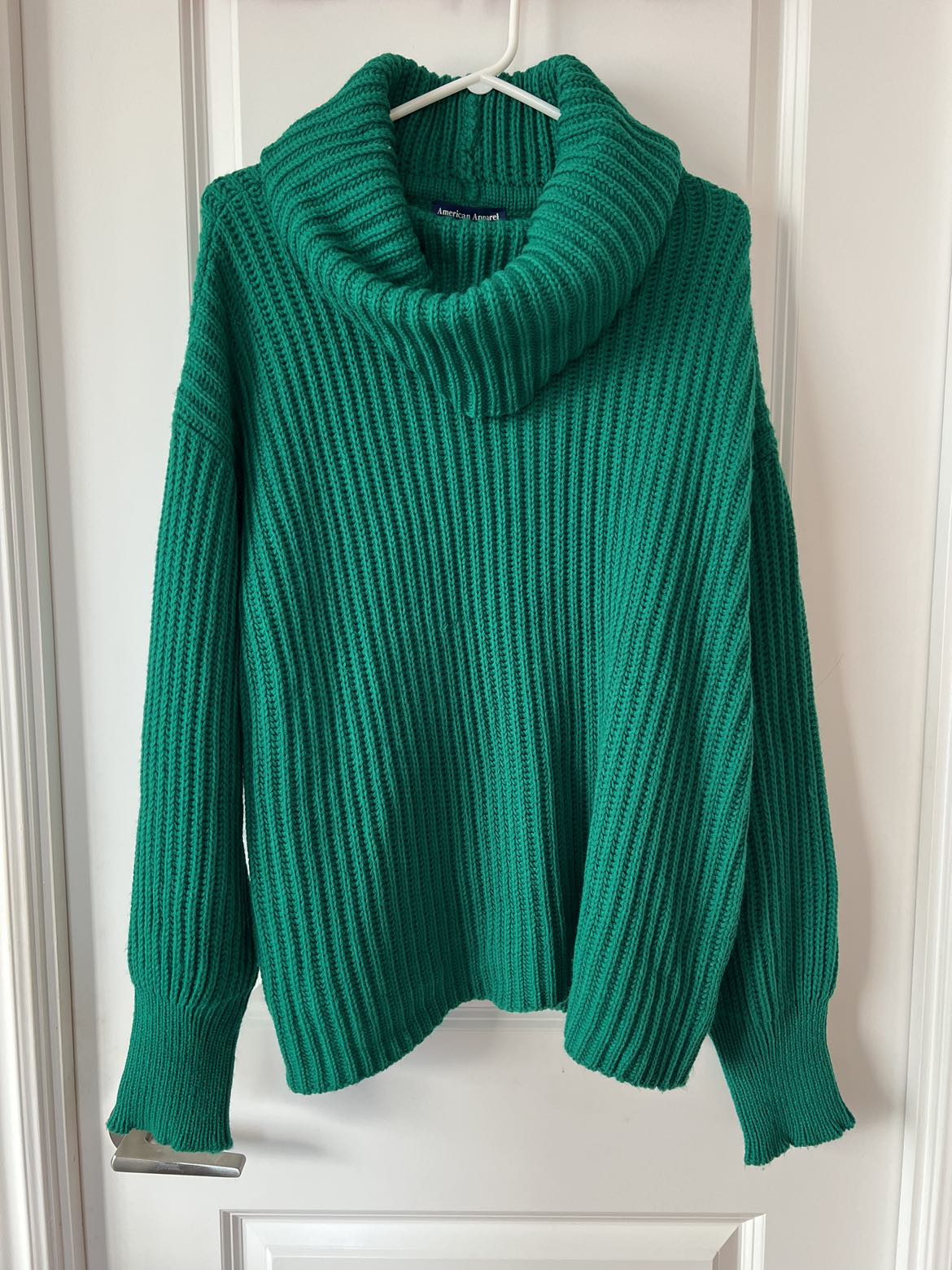 American Apparel oversize green chunky sweater image indicator(4)