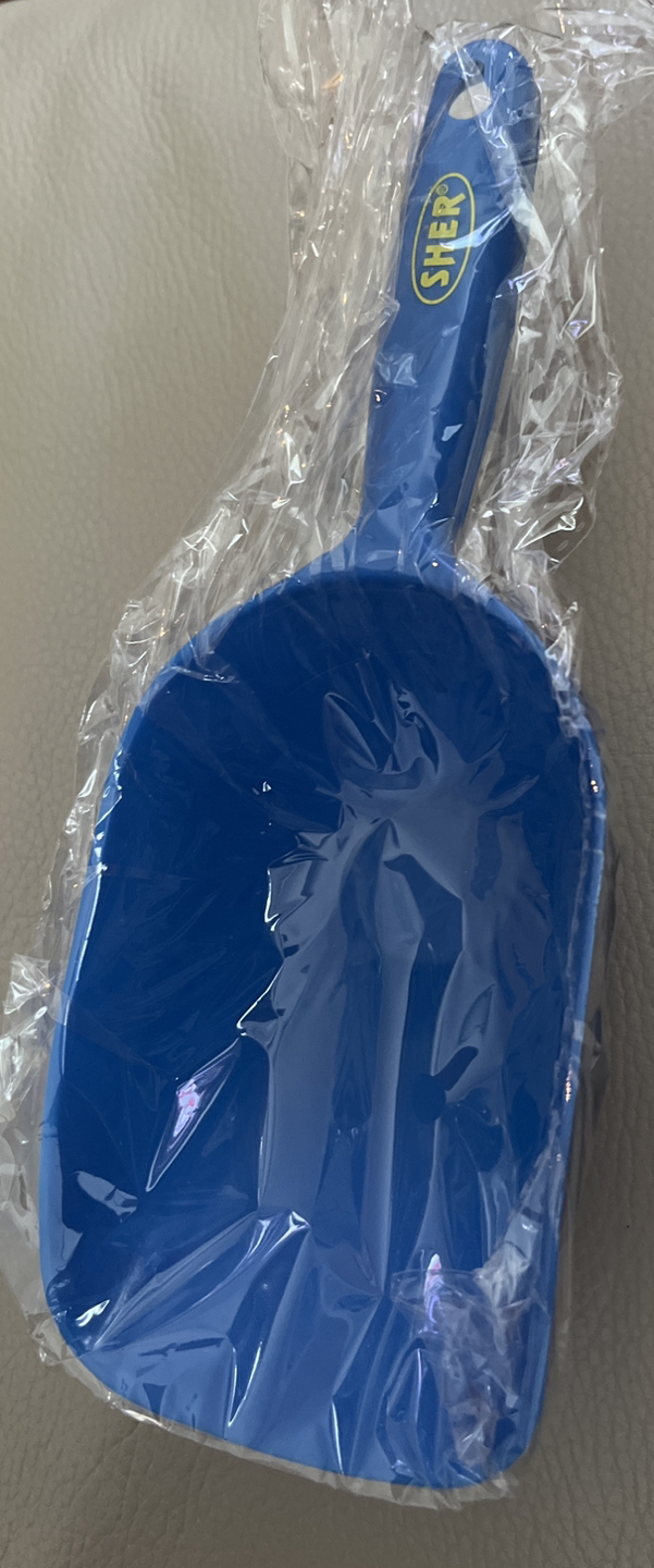Free plastic scoop 🦃