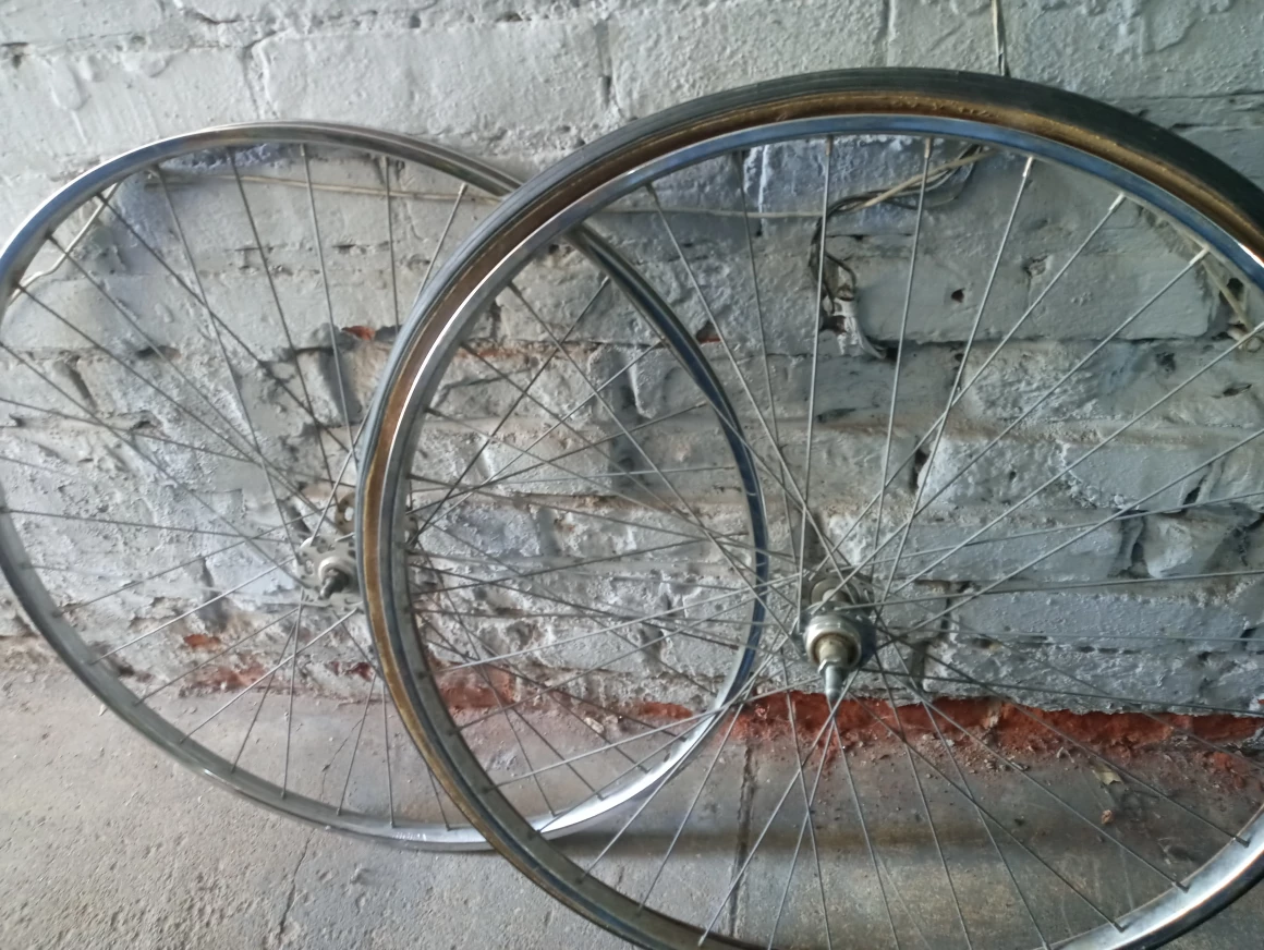 700 Series Rims thumbnail