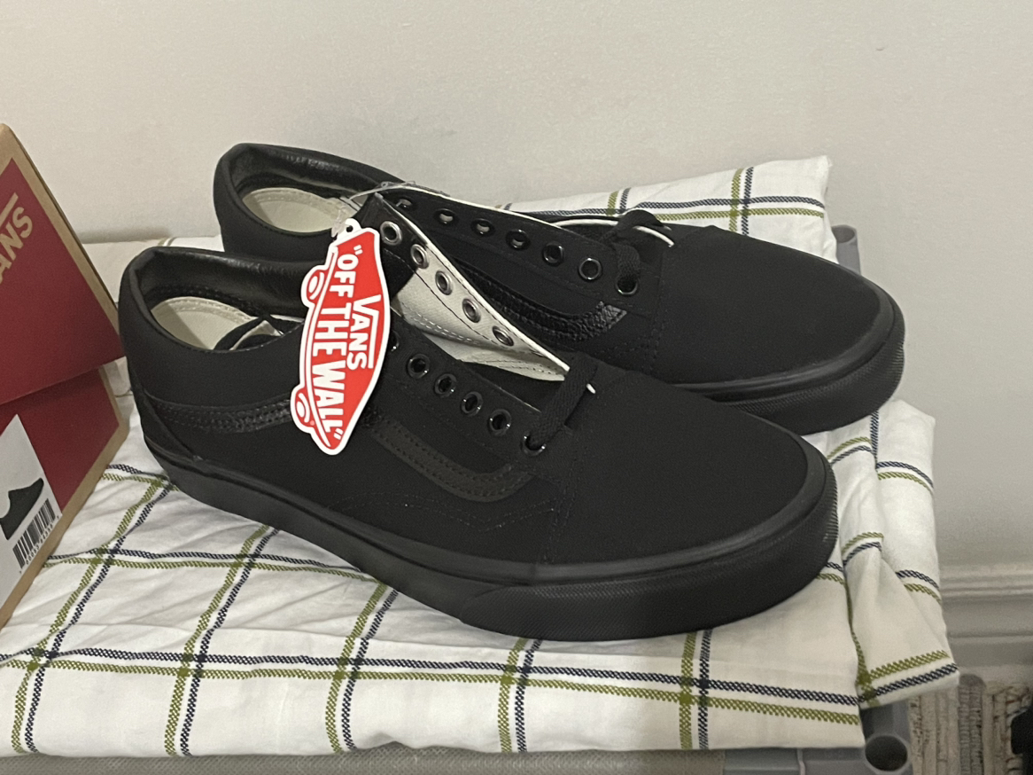 Unused & Brand new Vans Old Skool Size 10 🦃 - photo 3