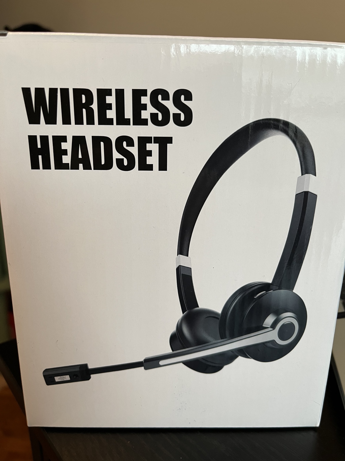 Wireless headset thumbnail