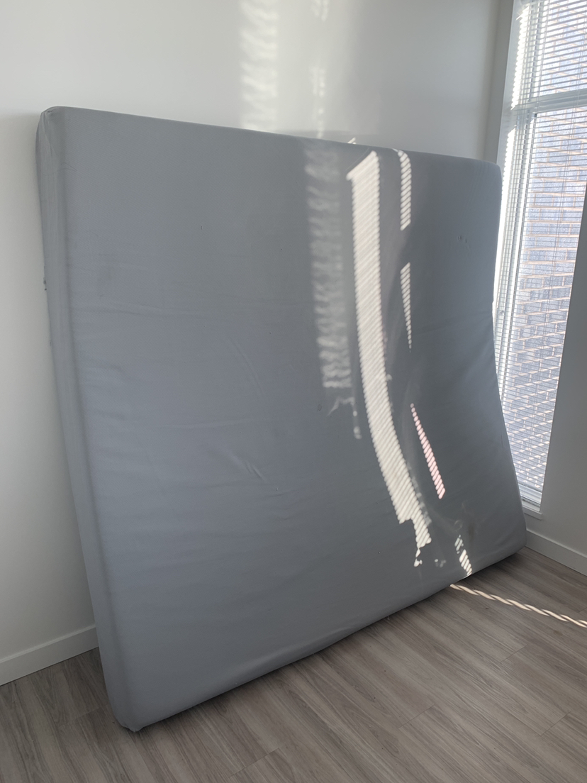 Free Ikea king size mattress (8” tick) thumbnail