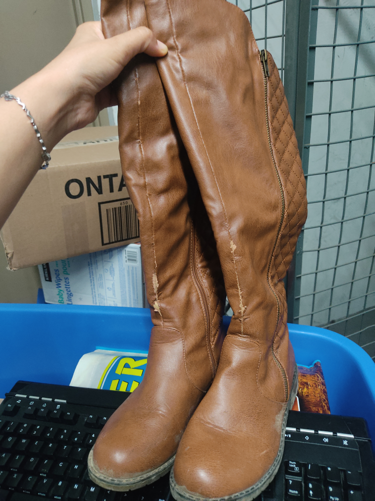 winter boots #freecycle thumbnail