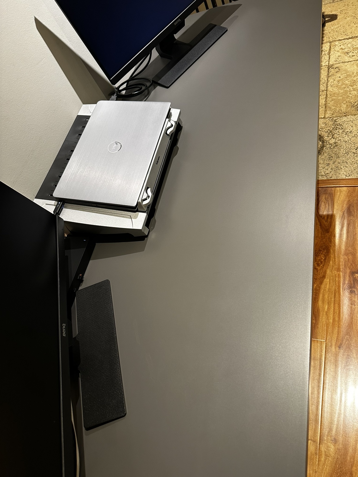 Office Desk - IKEA - photo 2