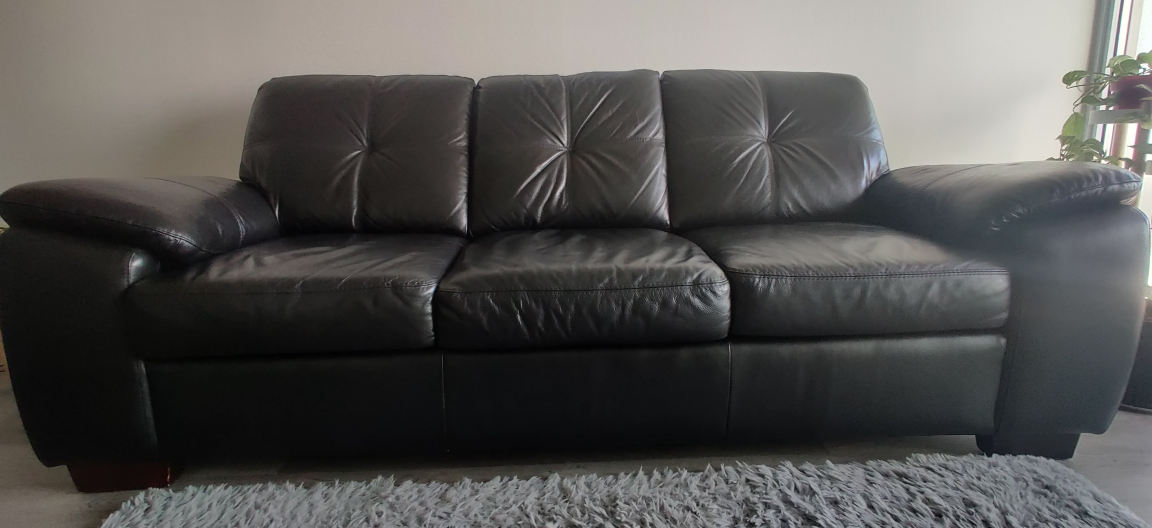 3 seater leather couch - photo 4