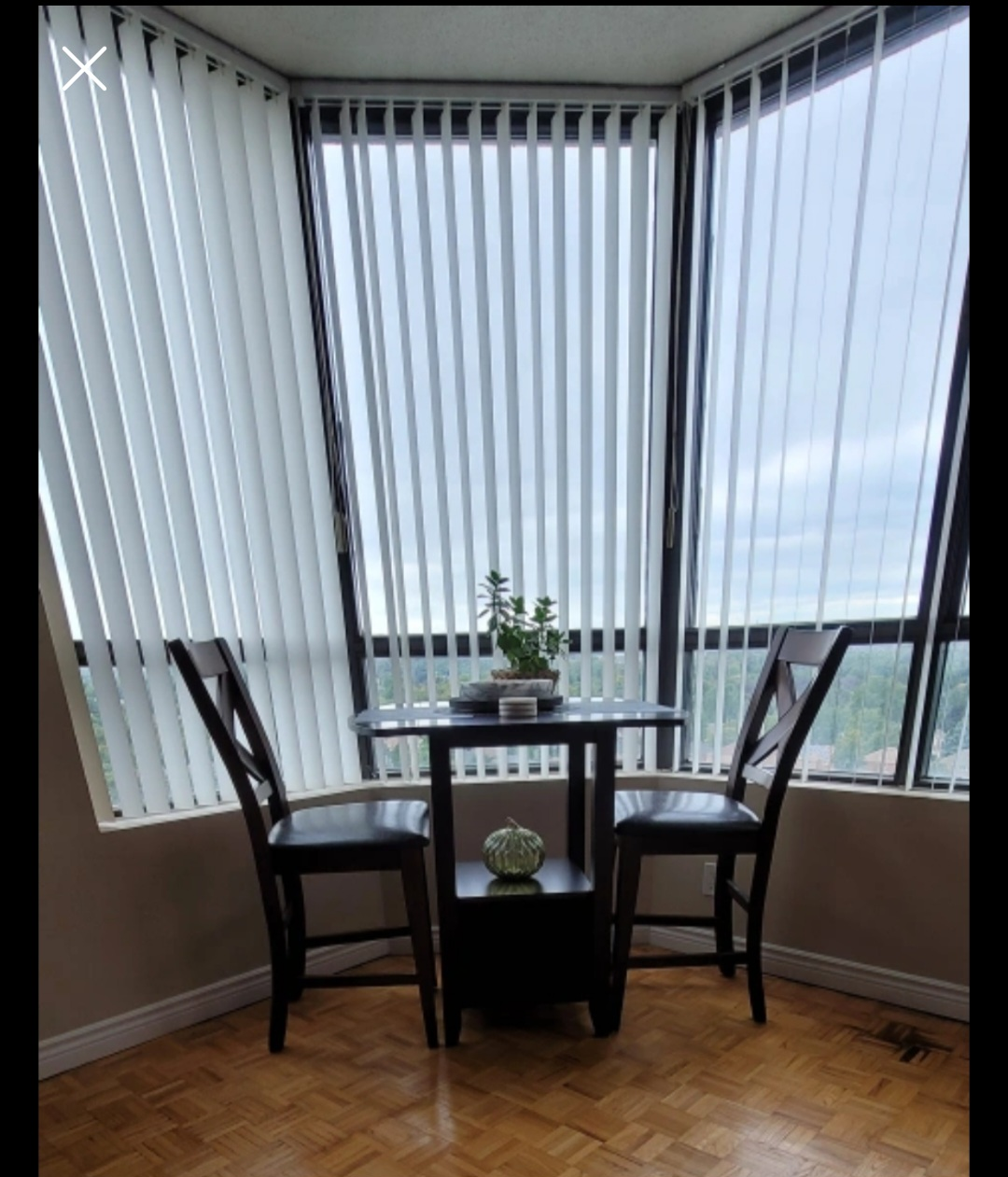High Table Dining Set *LIKE NEW* thumbnail