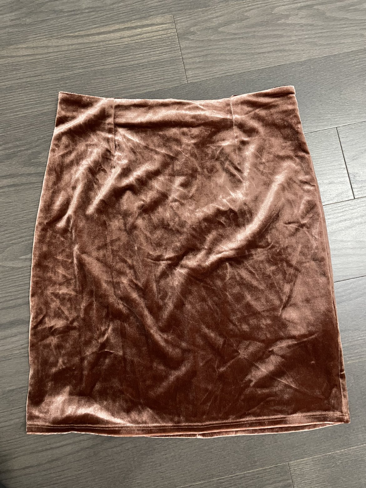 Pink velvet skirt