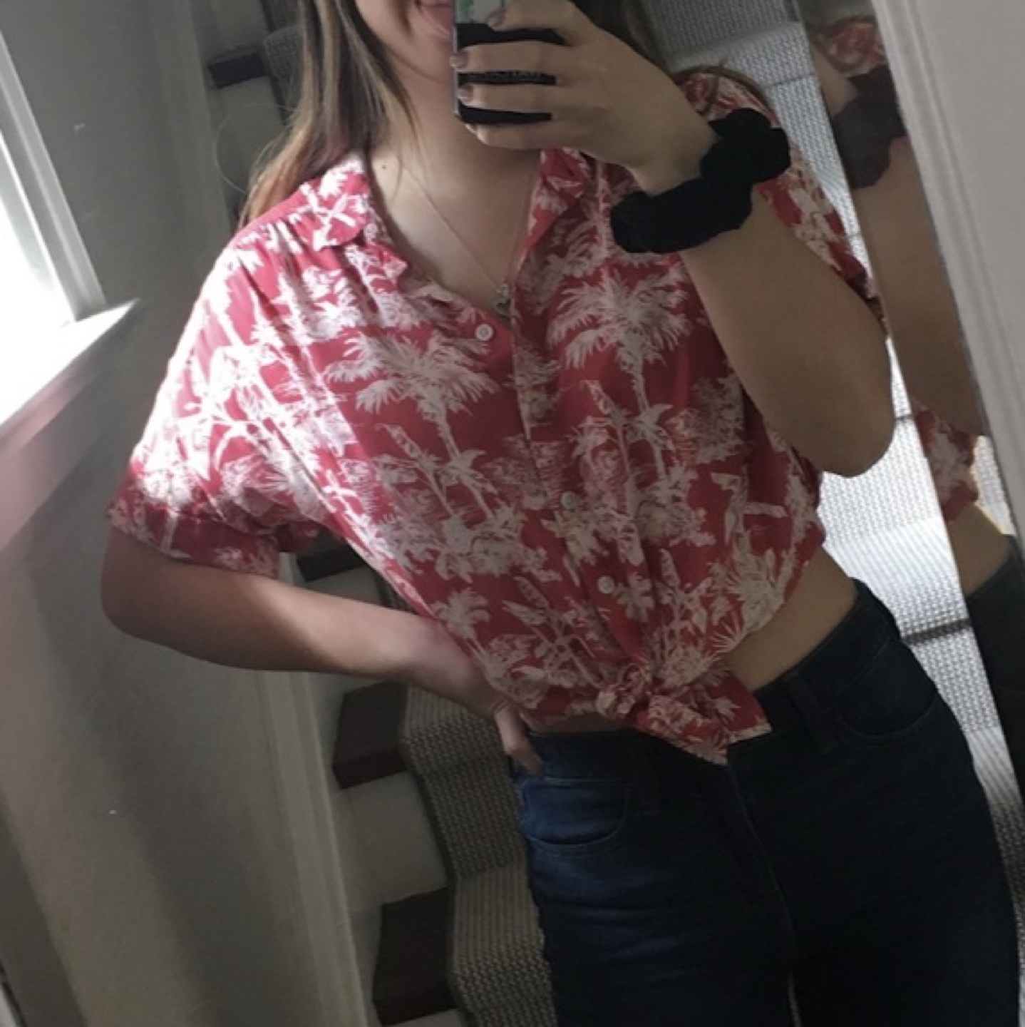 ☃️❤️ AE flowy tie front hawaiian shirt XS thumbnail