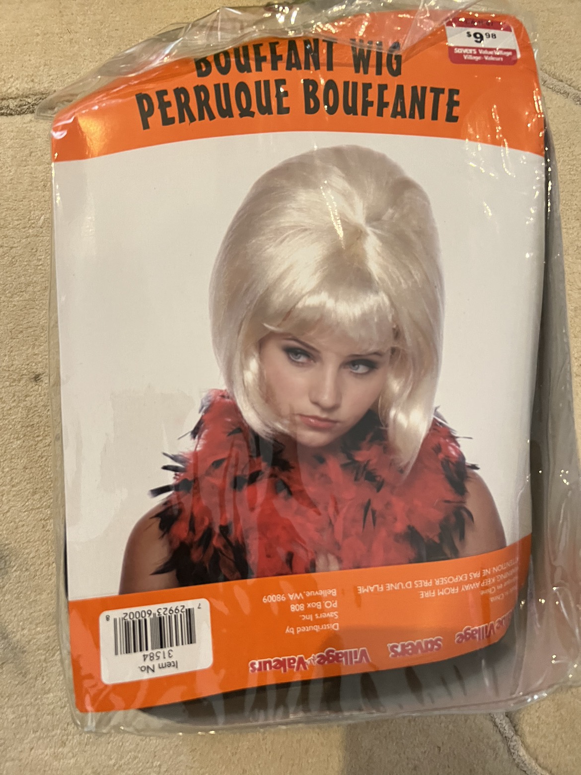 Blond Bouffant Halloween wig #freecycle - October freecycle