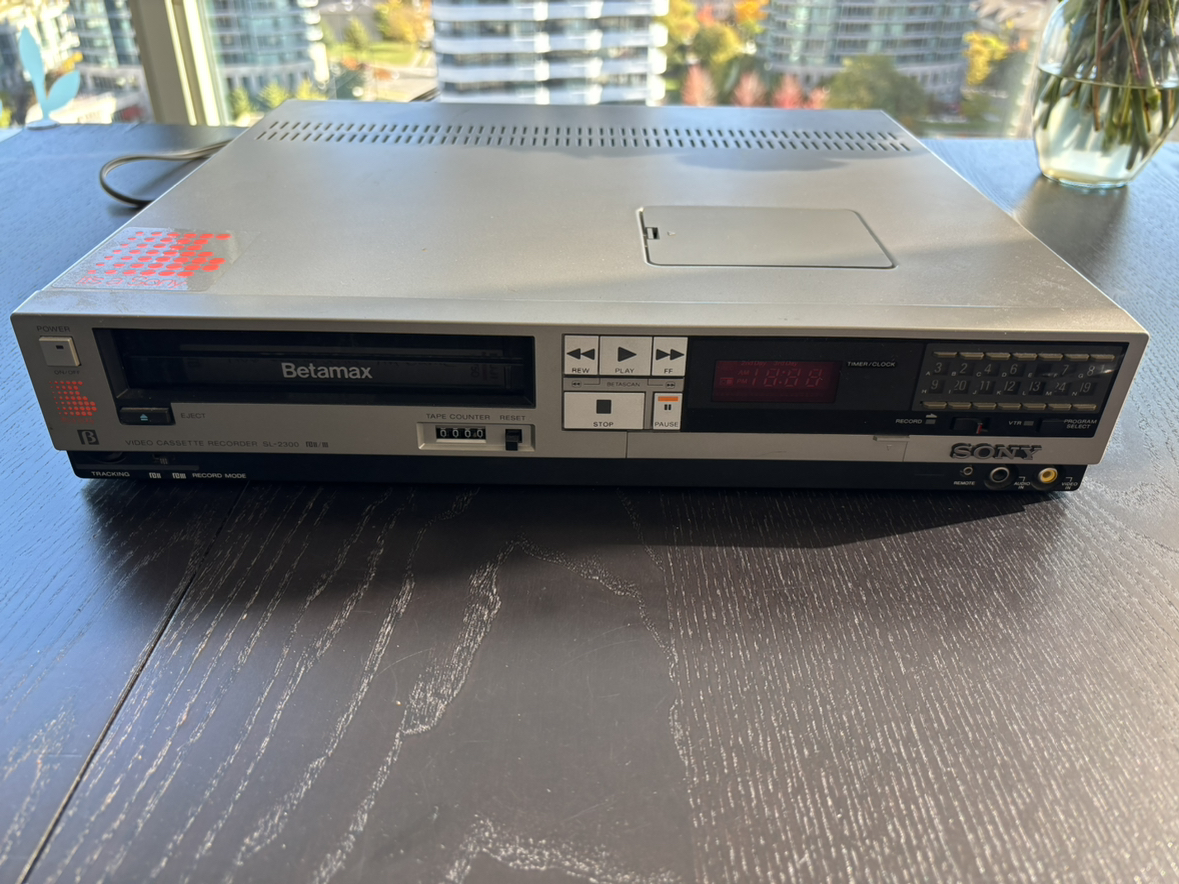 Vintage Sony BETAMAX player
