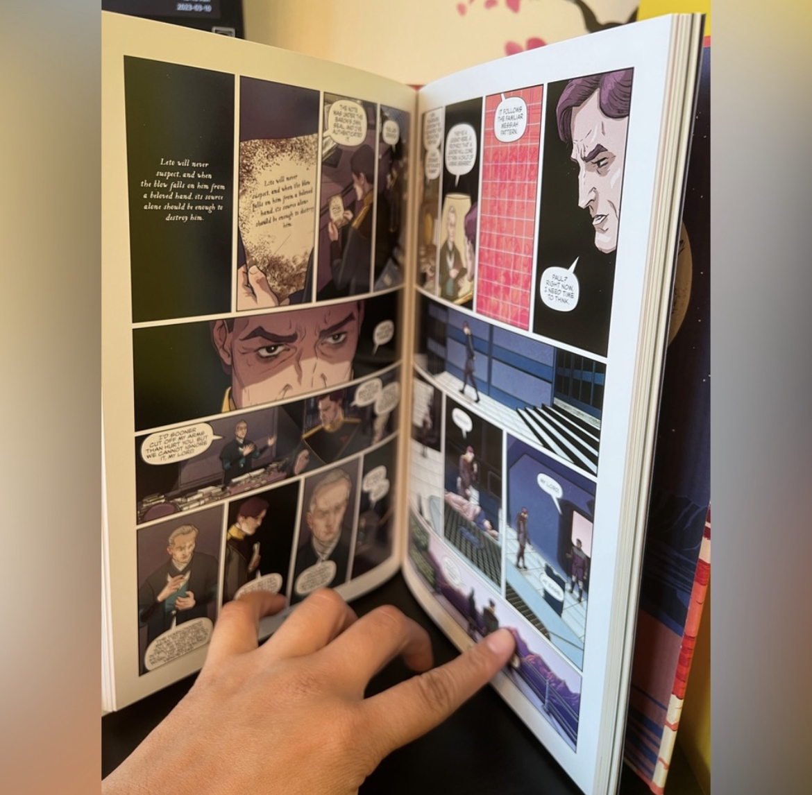 Dune: The Graphic Novel, Deluxe Collector's Edition (Volume 1) - photo 2