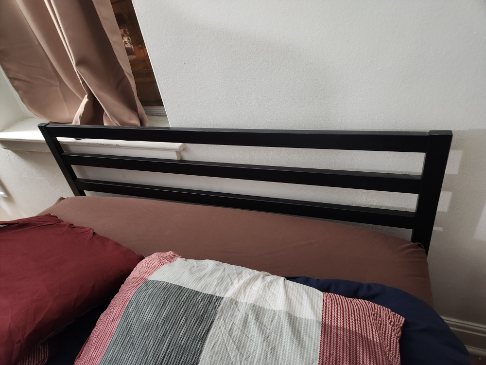 Queen sized Bed frame - photo 2