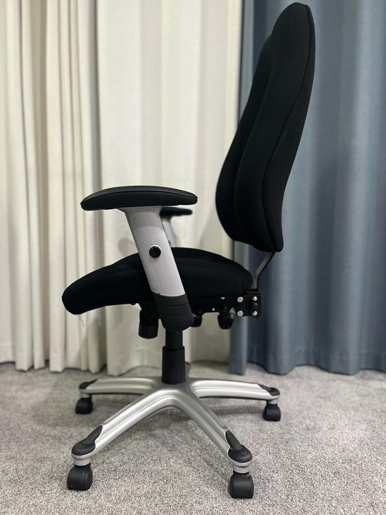 office chair - photo 2