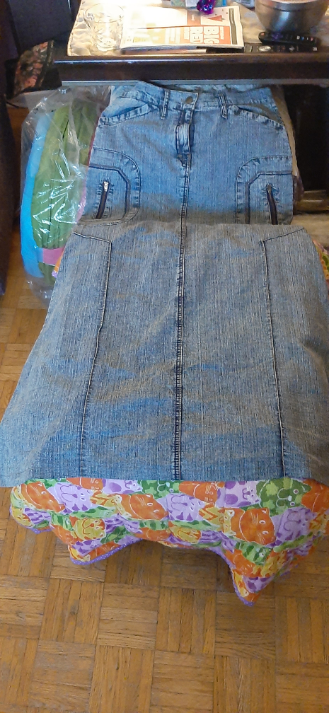 Denim Skirt image indicator(2)