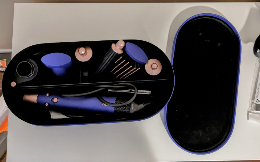 NEW Dyson air wrap with attachments and box