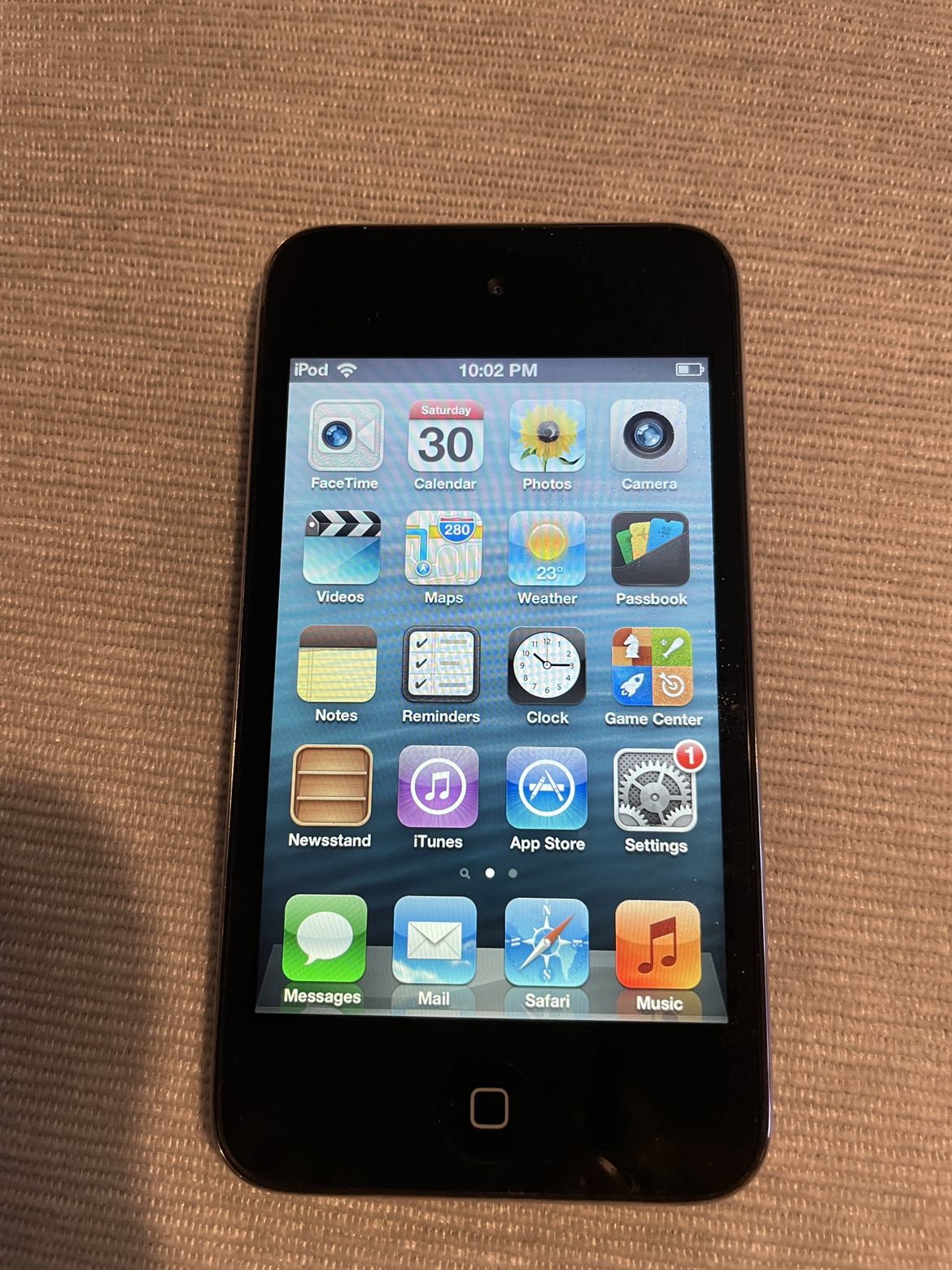 iPod touch - great condition,battery last long