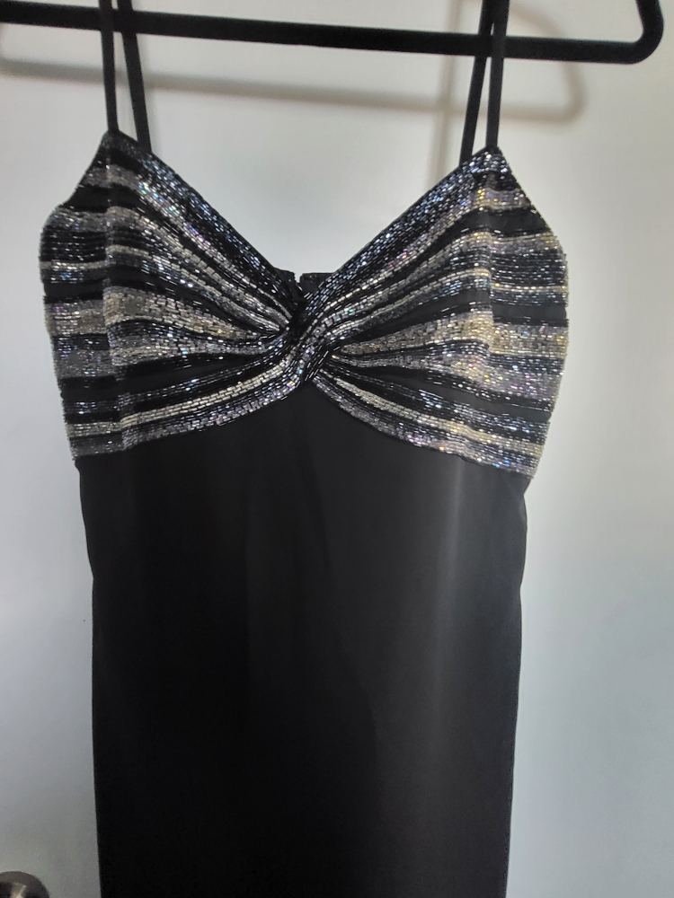 Brand New_Elegant Evening Gown size 8CAN - photo 2