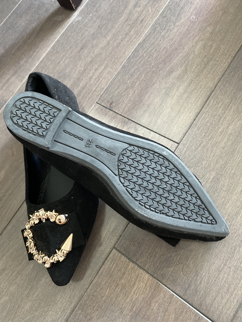 Flats. Size 6. image indicator(3)