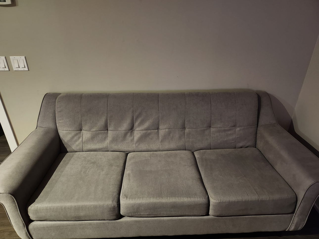 Couch for sale - photo 2