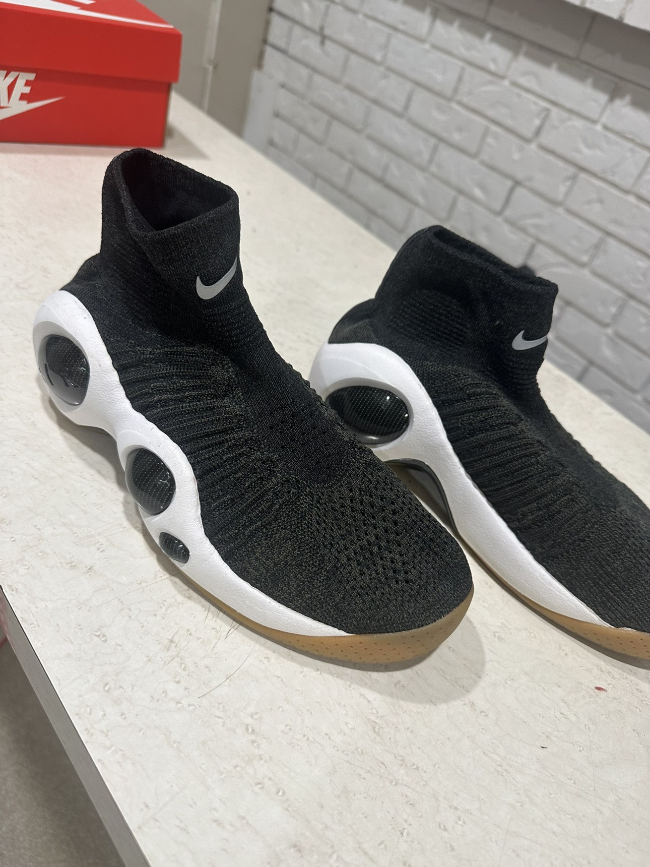 Nike