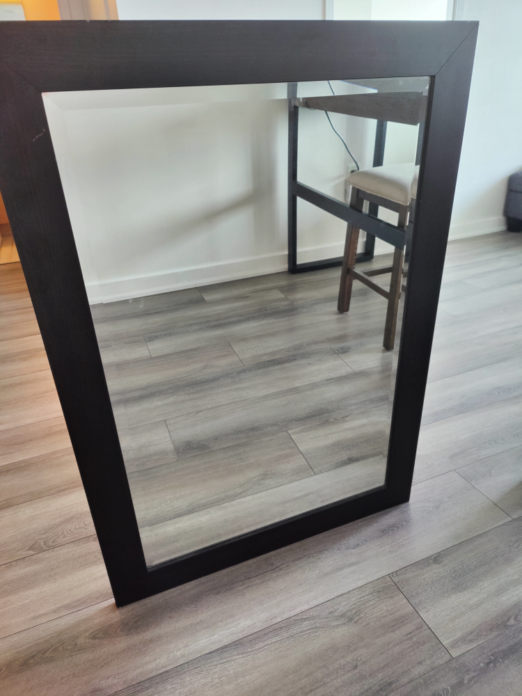 Mirror thumbnail