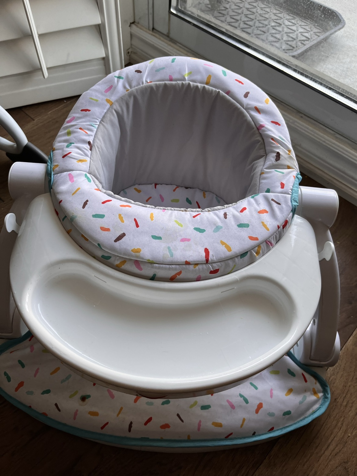 Fisher Price sit me up floor seat with tray - photo 2