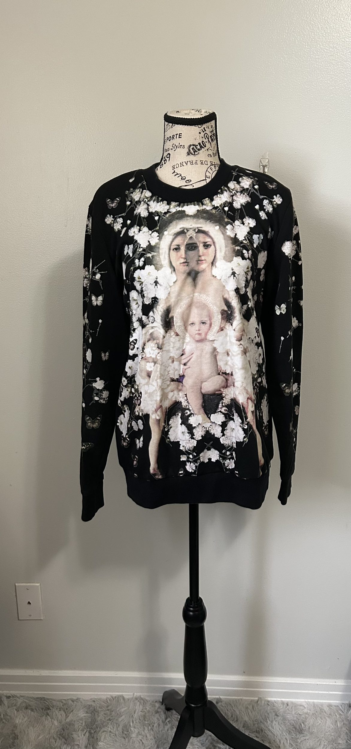 Givenchy Baby’s Breath & Madonna print Sweatshirt Black thumbnail