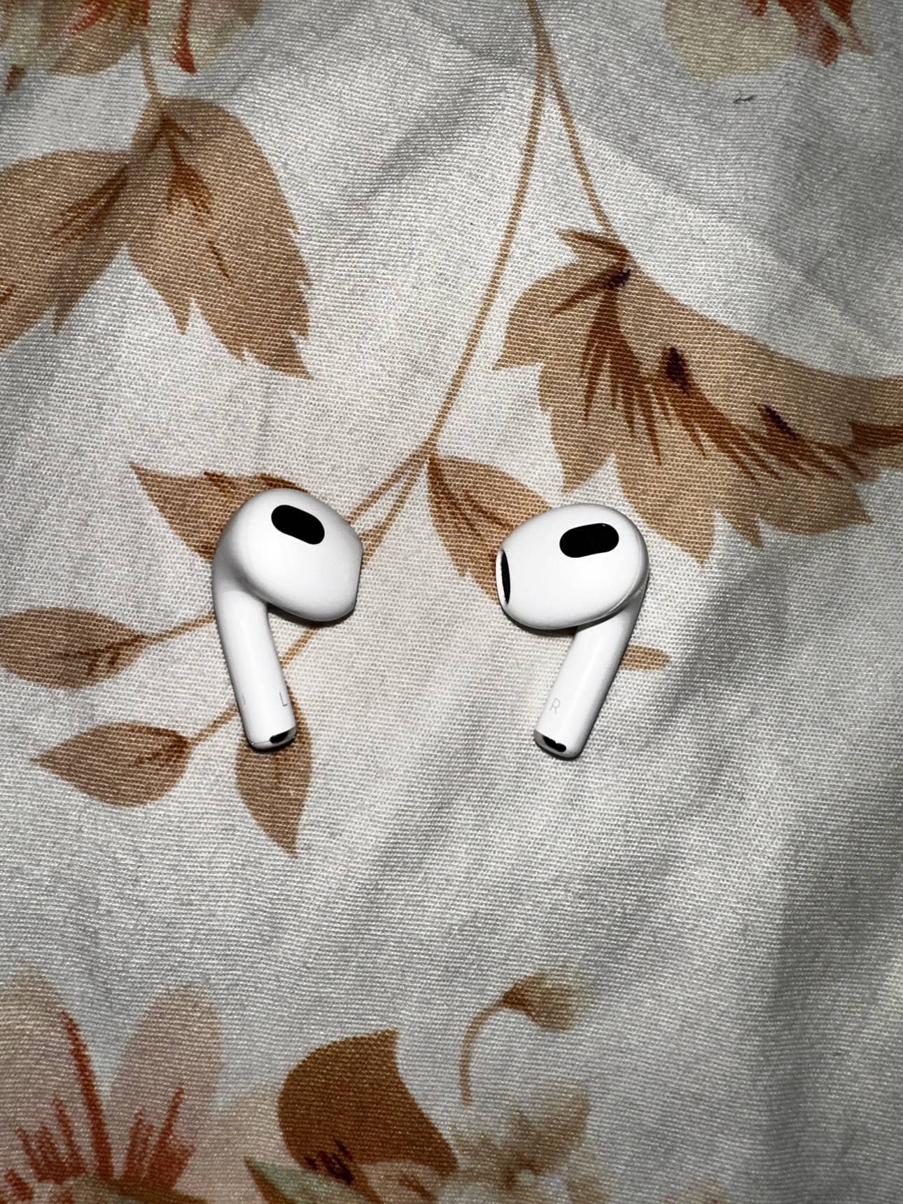 AirPods 3rd Generation - photo 3
