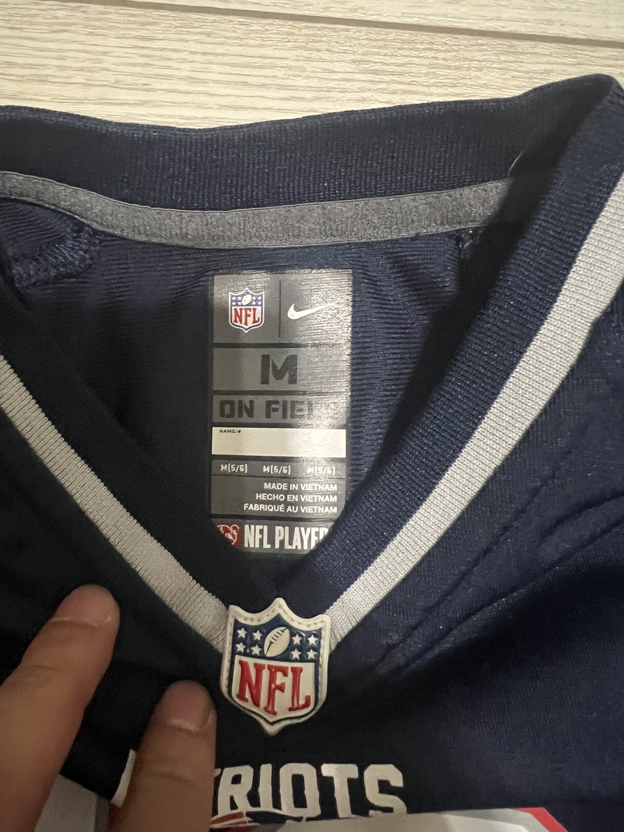 Nfl Jersey Youth size Medium - photo 2