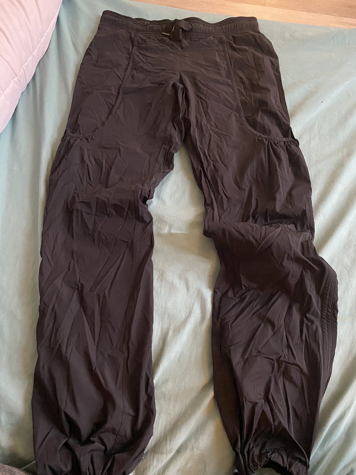 Lululemon - Tracksuit image indicator(6)