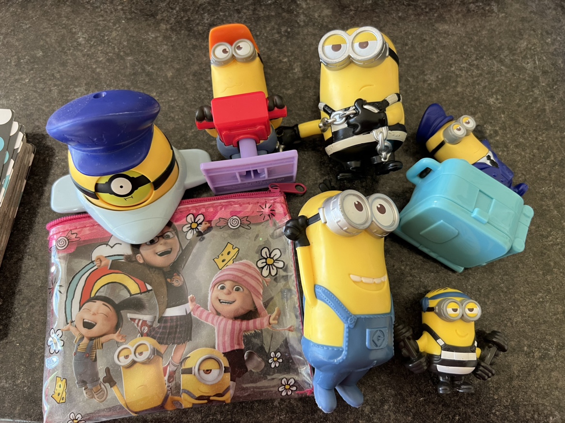 Minions shirt and other  items with delivery image indicator(6)