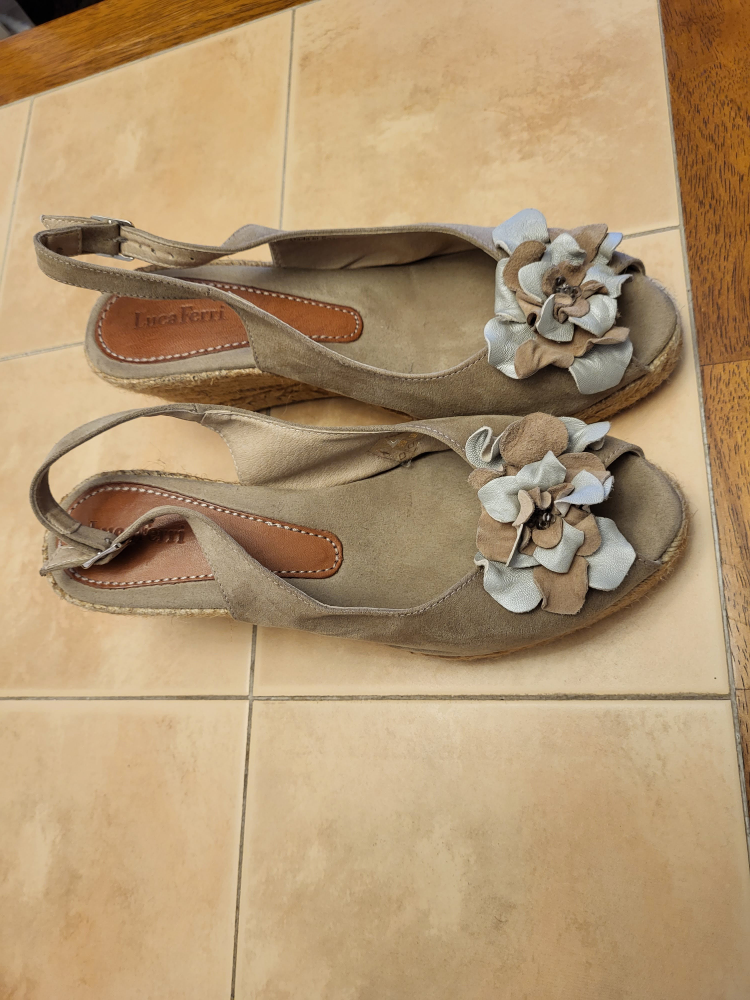 women's stylish shoes 🦃