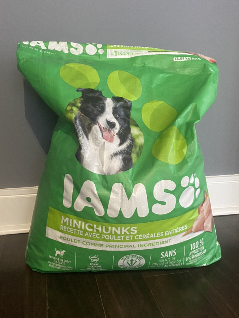 IAMS dog food -  13.6 kg bag image indicator(2)