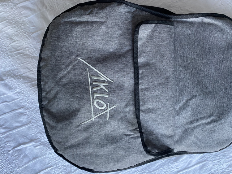 Acoustic guitar gigbag - photo 4