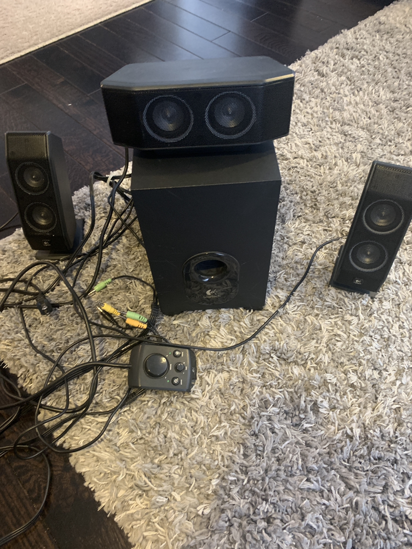 Logitech x- 540 speaker system black