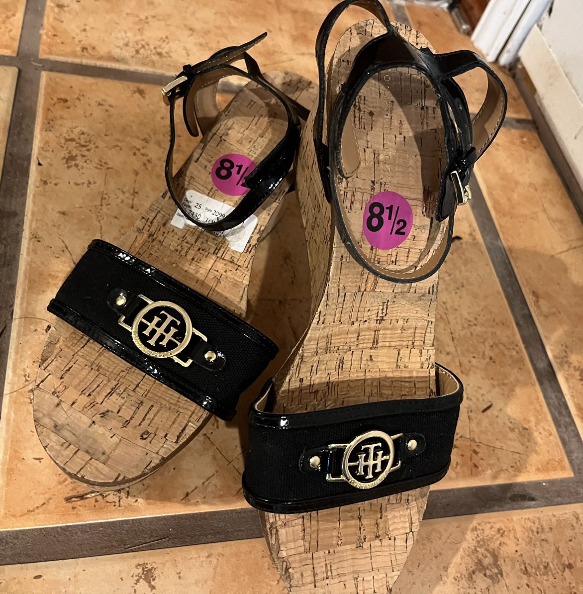 Tommy Hilfiger Shoes image indicator(2)