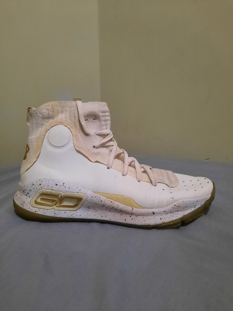 Curry 4 white gold size 7y - photo 3