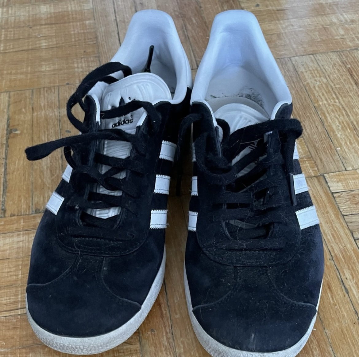 Adidas Gazelle women’s 7 thumbnail