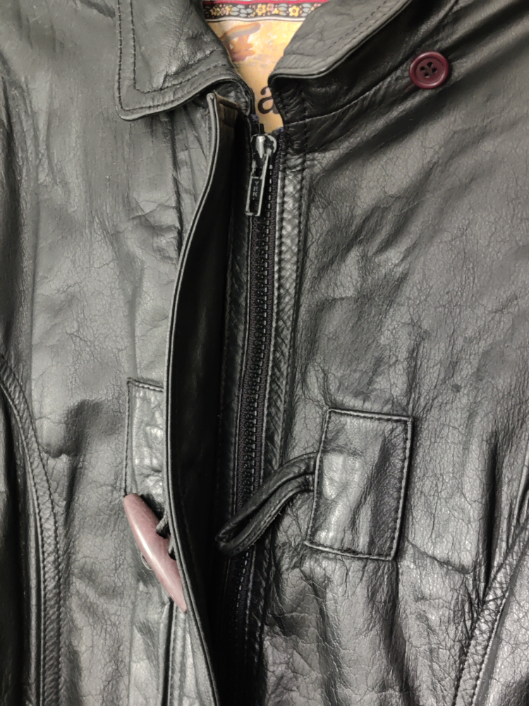 Black Leather Women Zipper Winter Jacket Coat - Size 12 image indicator(3)