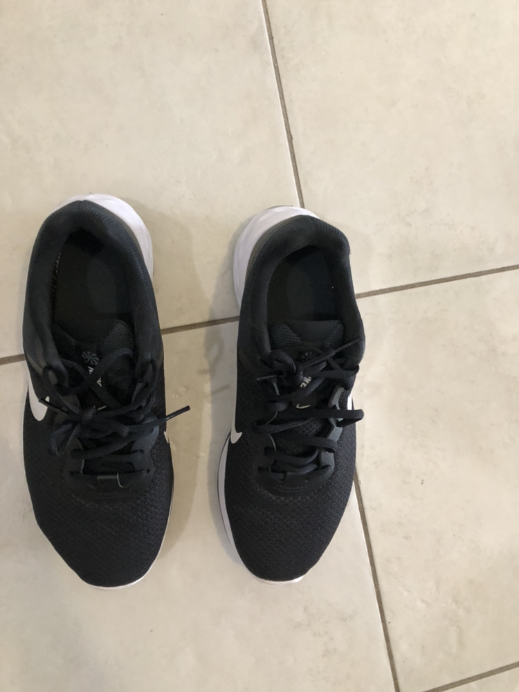 Women’s Nike Revolution 6 Running Shoes - photo 3