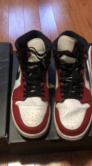 Jordan 1 Mid Chicago’s 2020