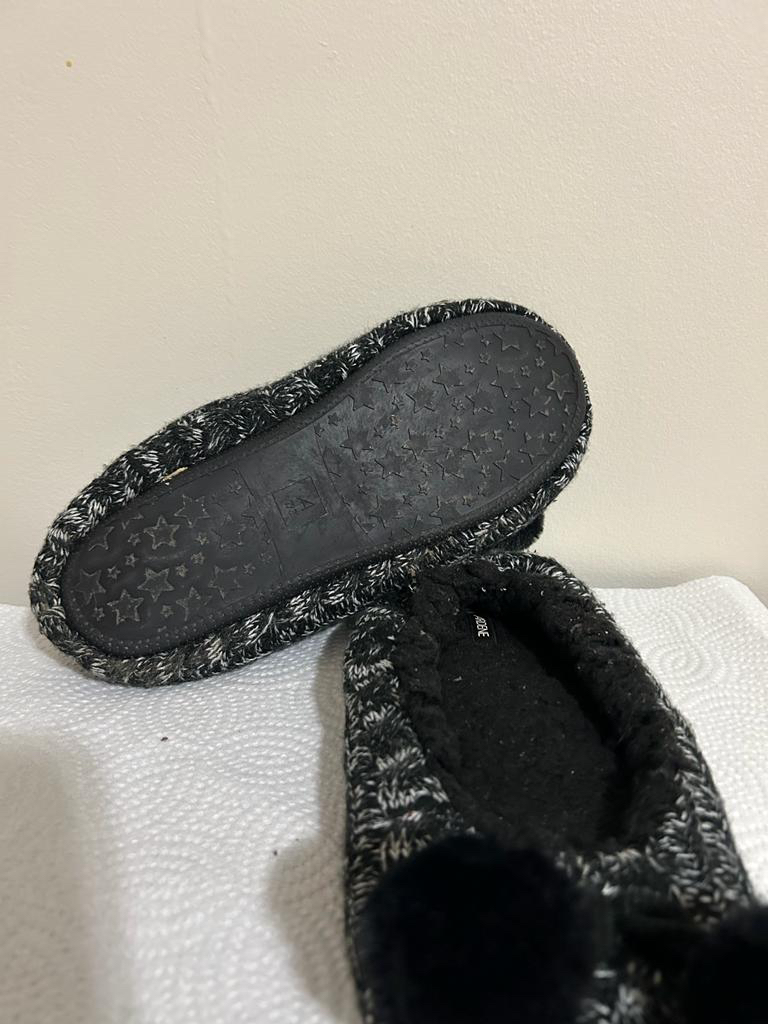 Warm Women Slides for Indoor Use image indicator(3)