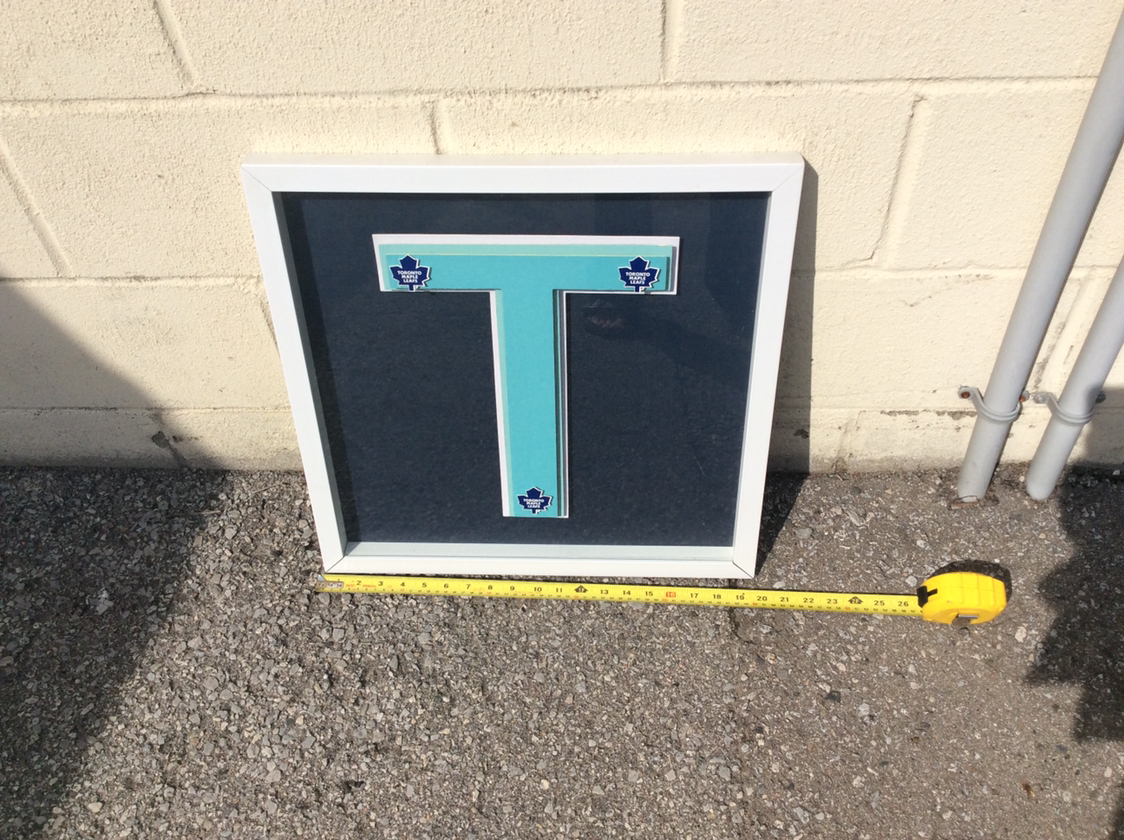 Vintage “T” TORONTO MAPLE LEAFS wall hanging glass wood frame