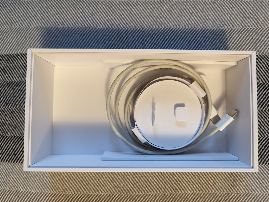 Pixel 3a 64GB in perfect condition image indicator(4)