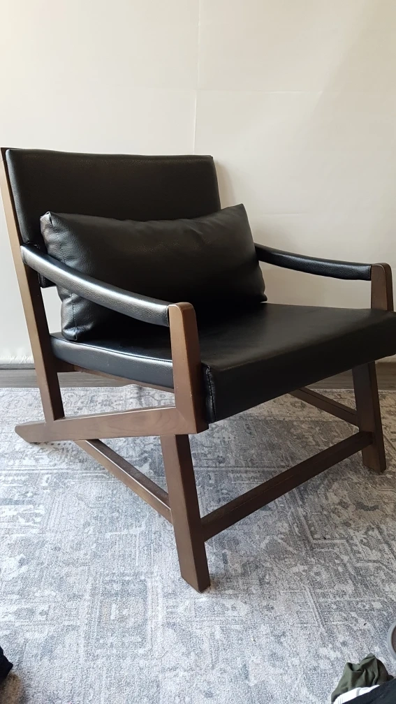 Structube online kanji chair