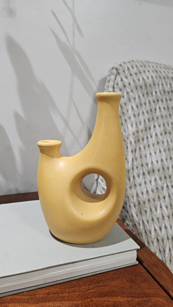 Modern Vase thumbnail