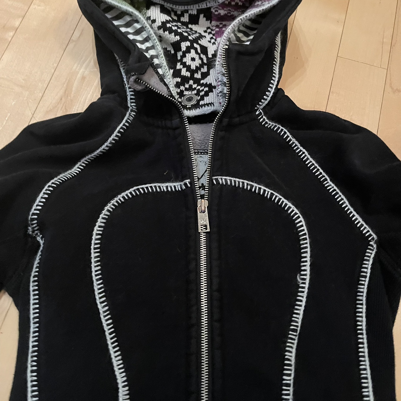 RARE lululemon scuba special edition hoody - photo 4