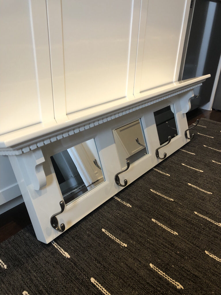 Mirrored shelf thumbnail